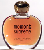 Contemporary bottle of 'Moment Supreme'